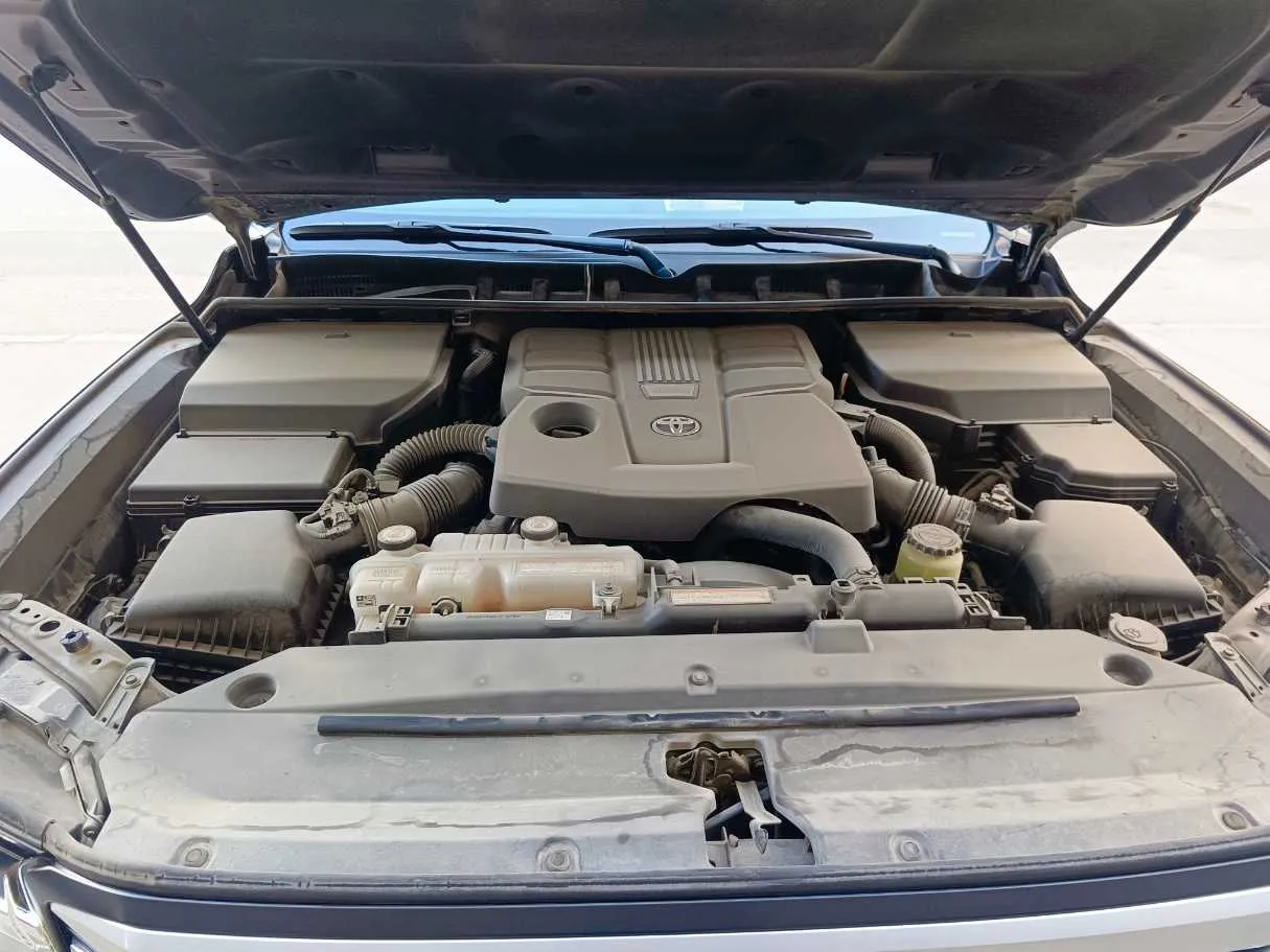 Car image 38