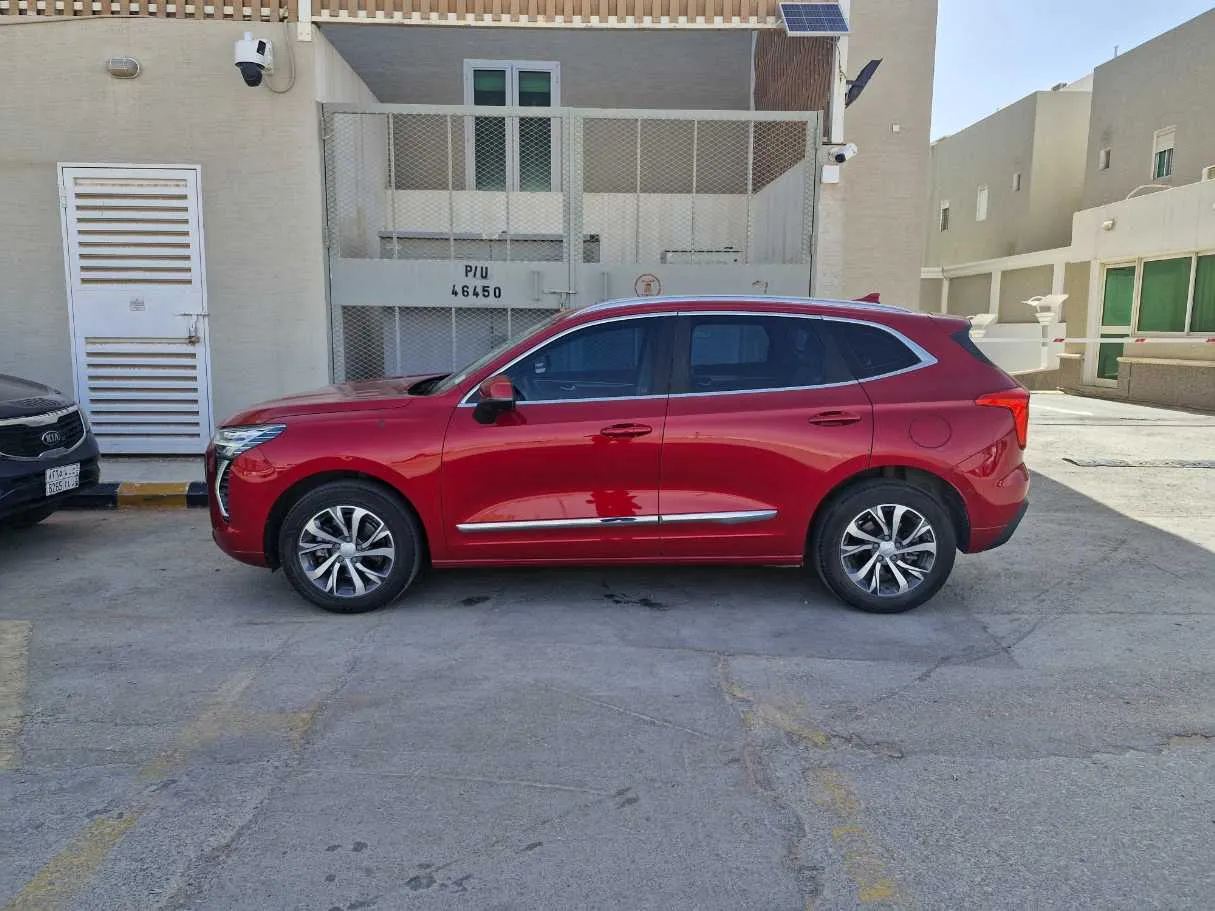 Car image 8