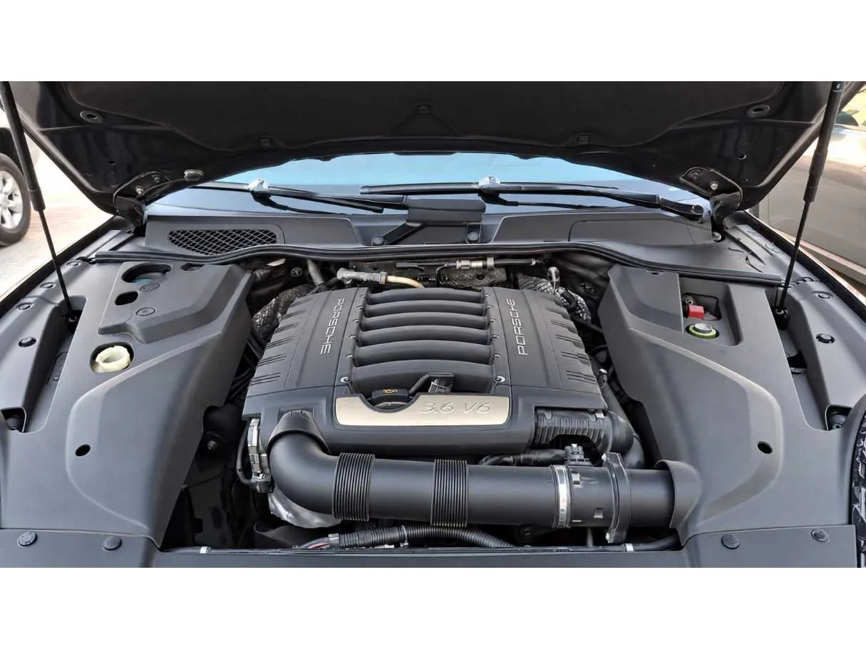 Car image 21