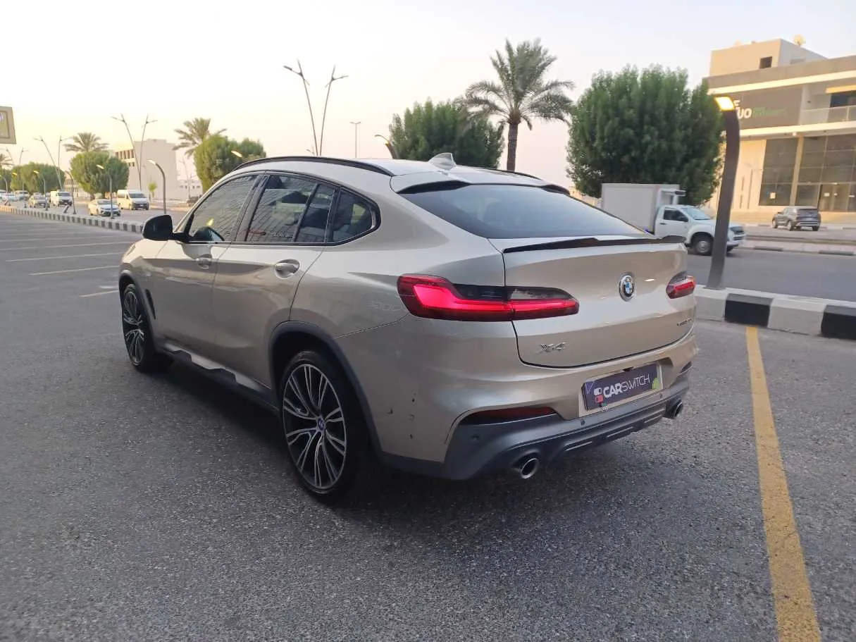 Car image 7