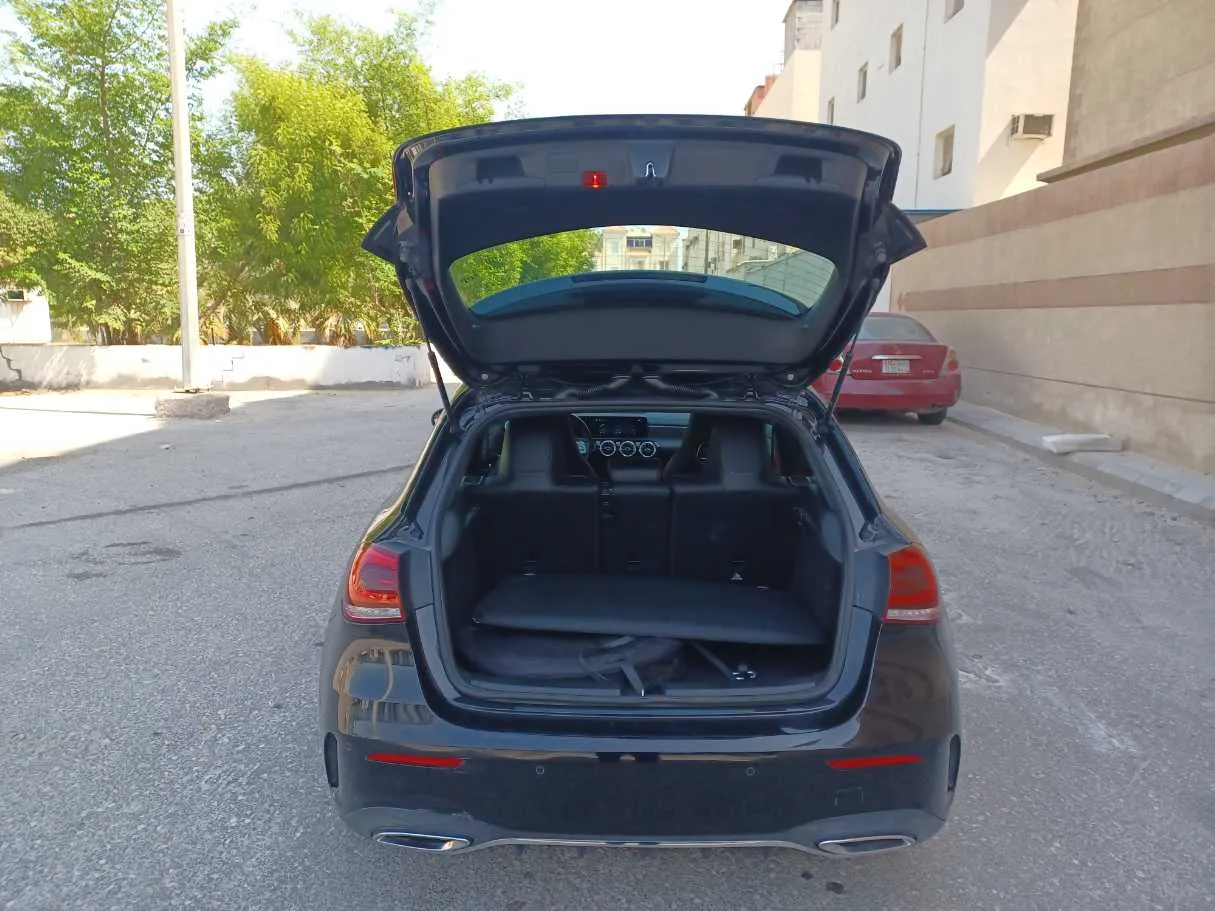 Car image 21