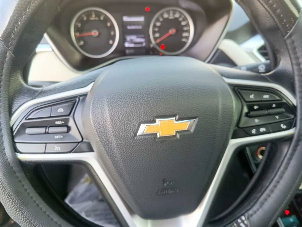 Car image 28