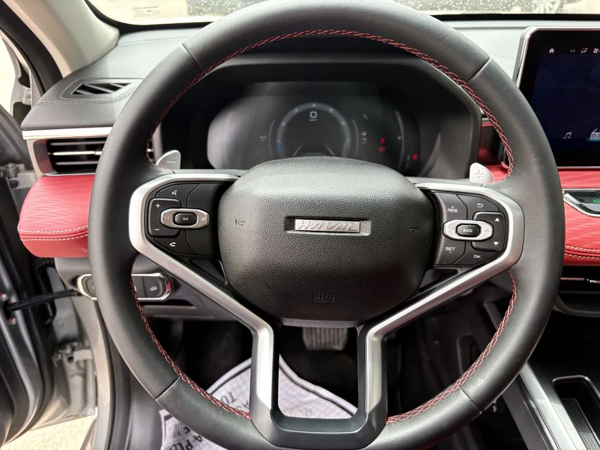 Car image 13