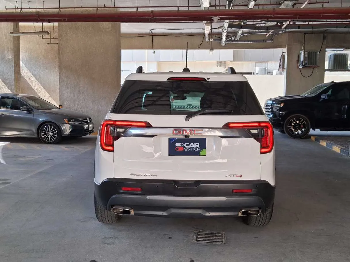 Car image 6