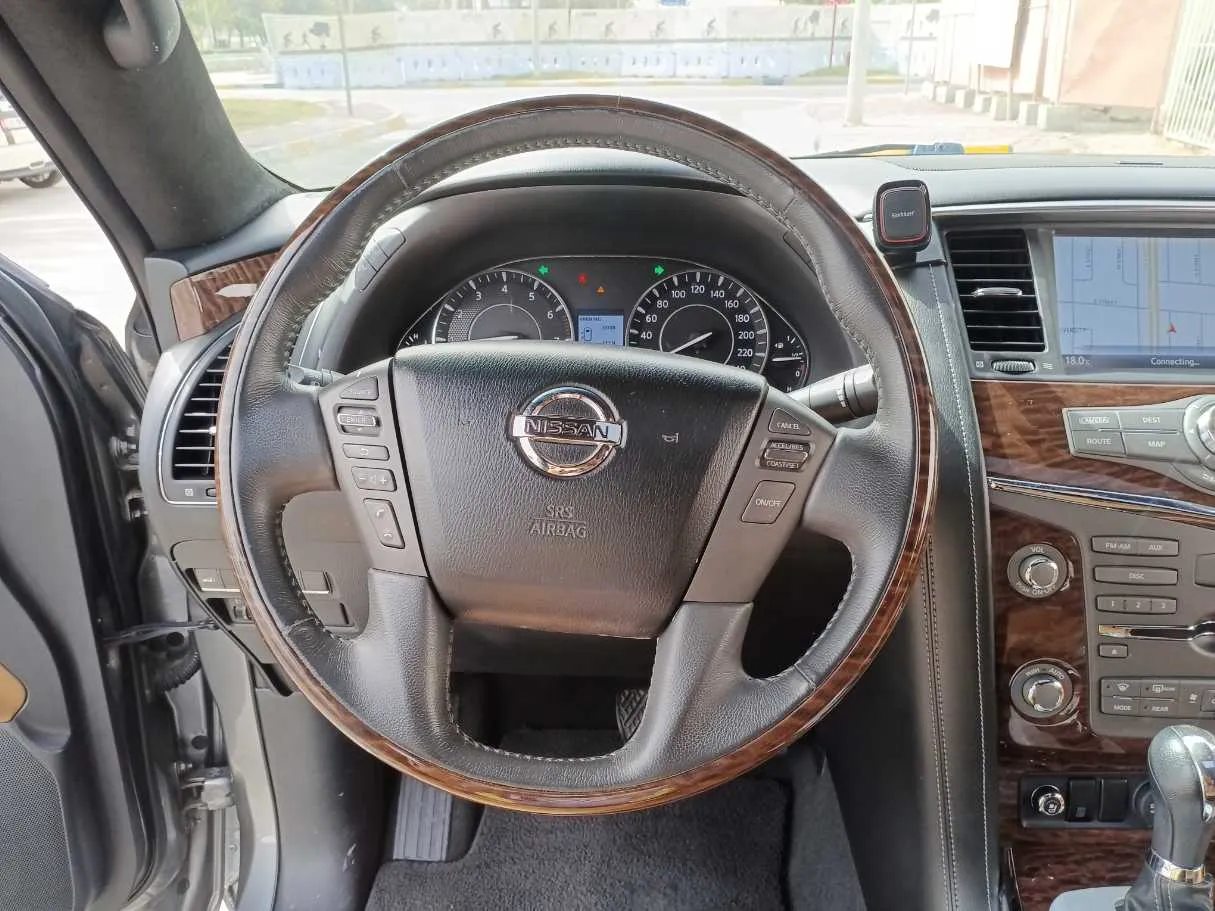 Car image 18