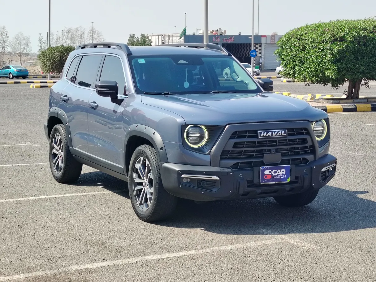 Car image 3
