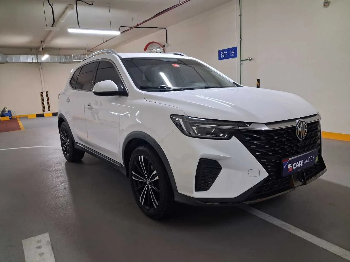 Car image 3