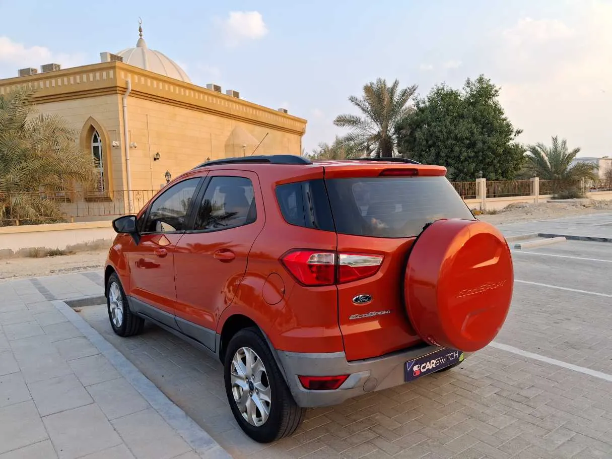 Car image 5