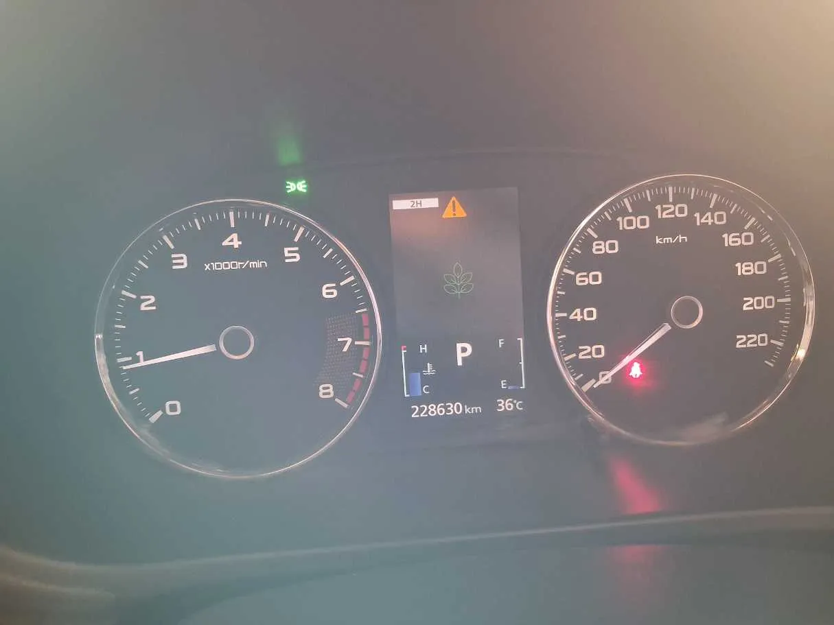 Car image 21