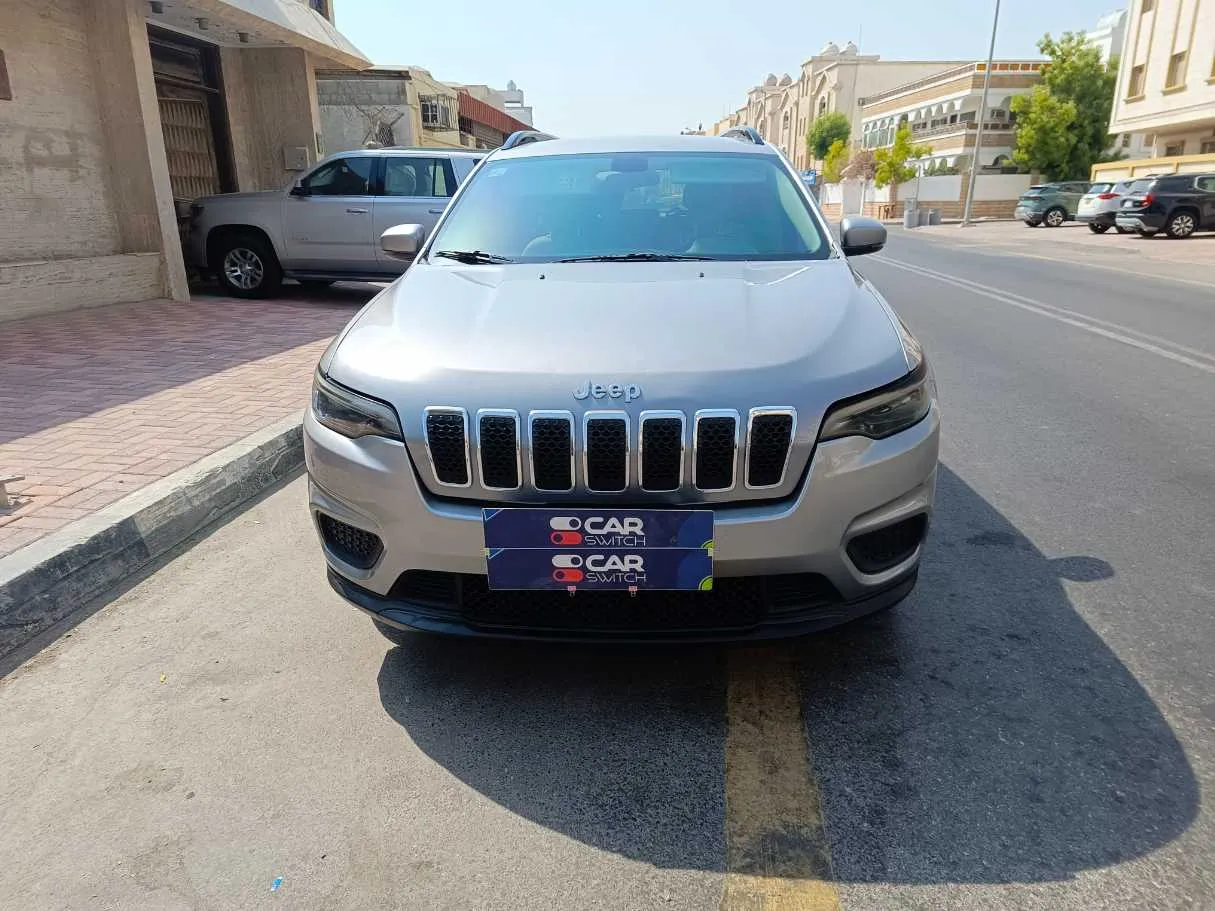 Car image 2