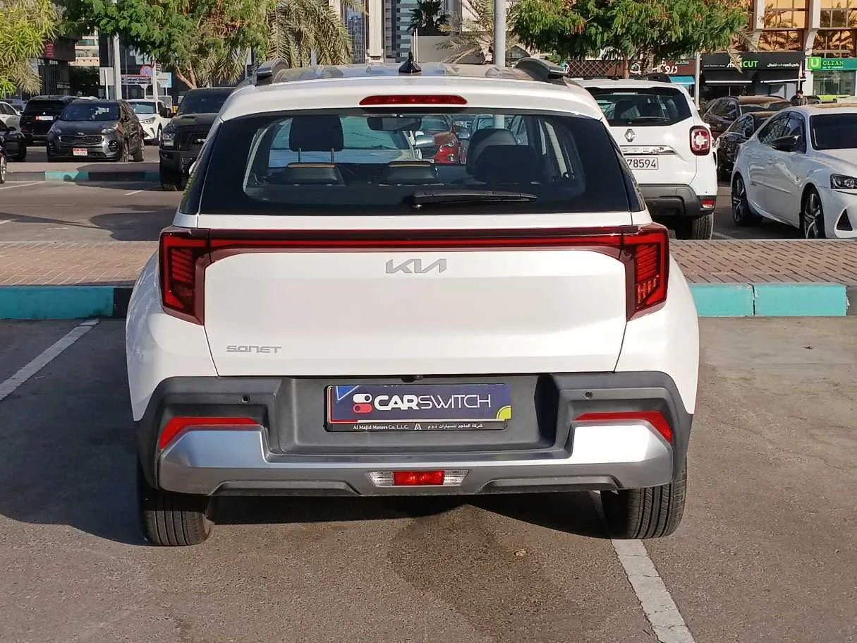 Car image 6