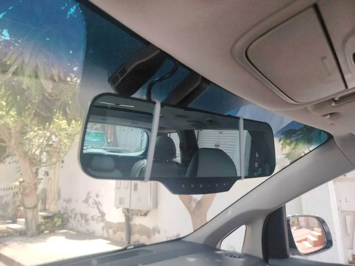Car image 36