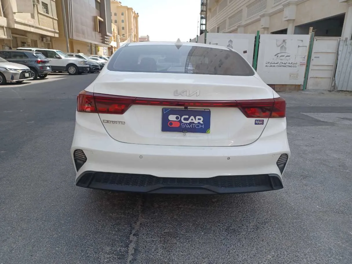 Car image 6