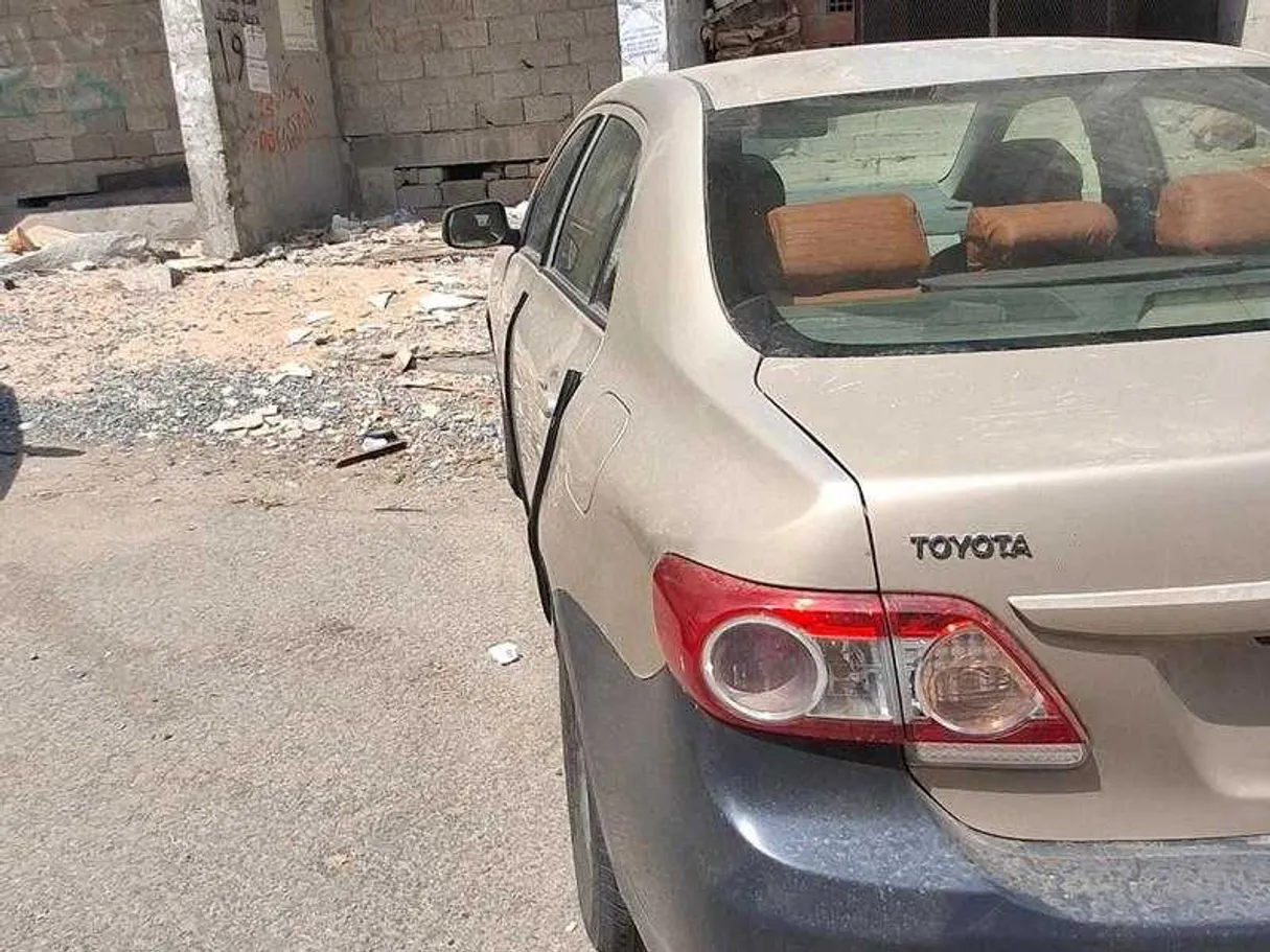 Car image 5