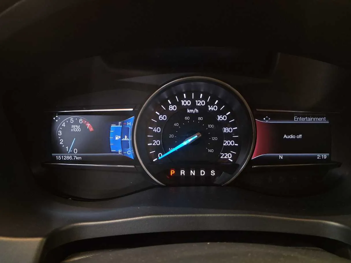 Car image 20
