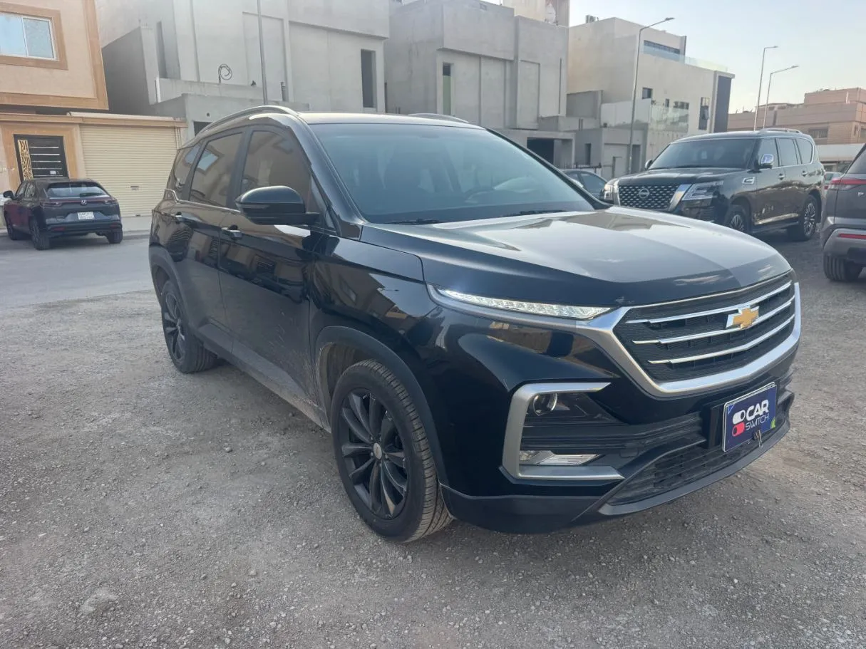 Car image 3