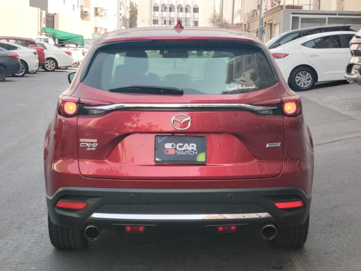 Car image 6