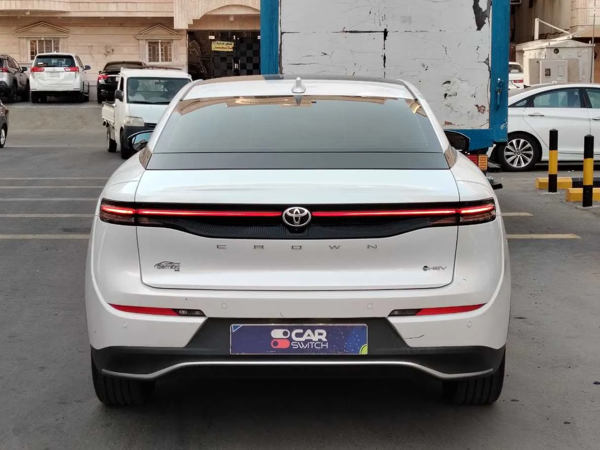 Car image 6