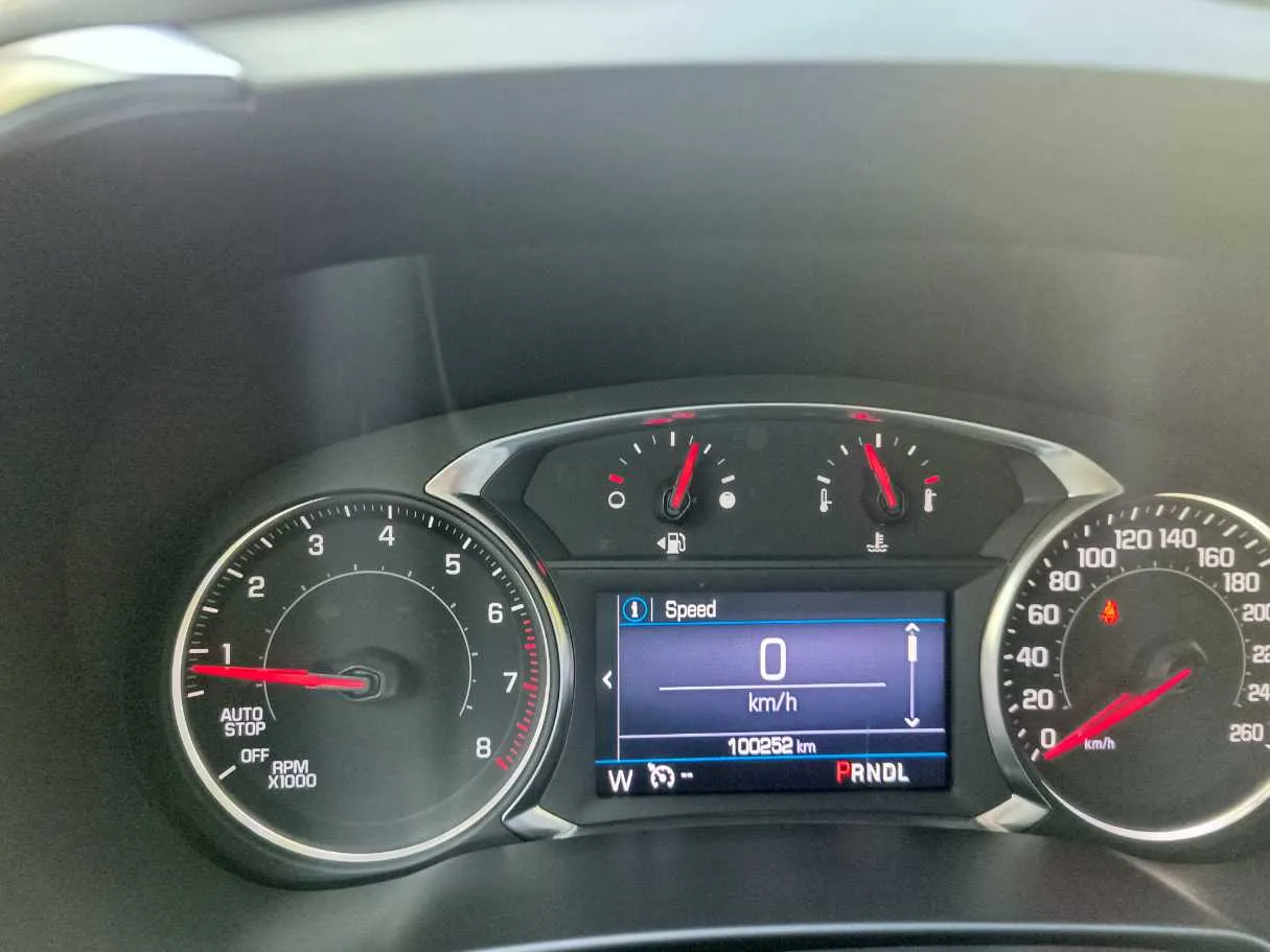 Car image 26