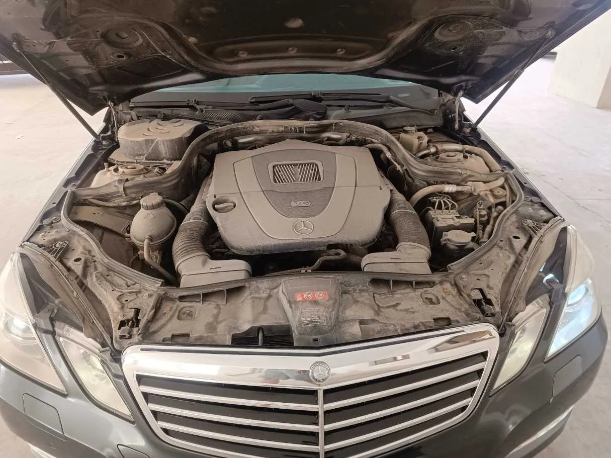 Car image 33