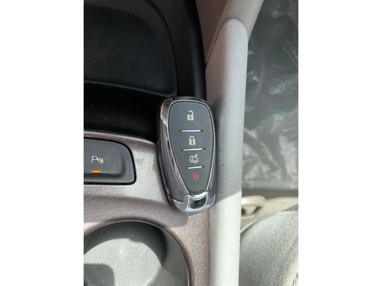 Car image 23