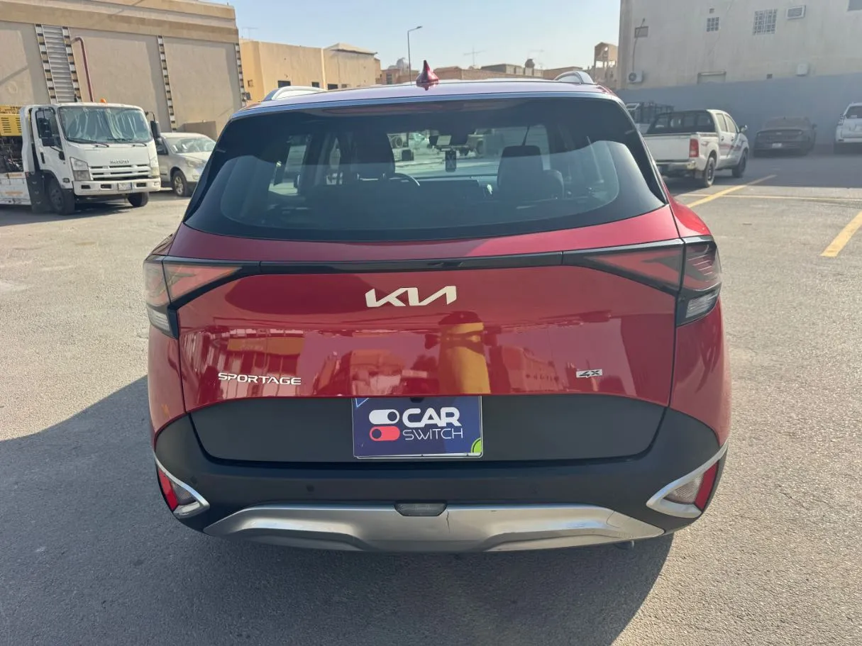 Car image 6