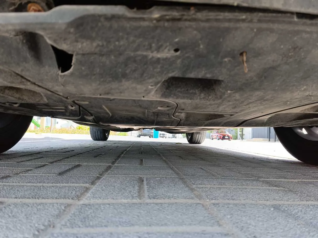 Car image 37