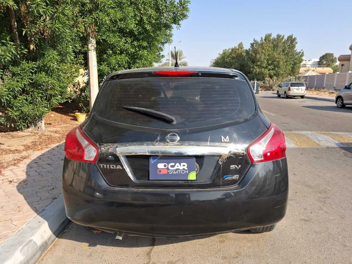 Car image 6