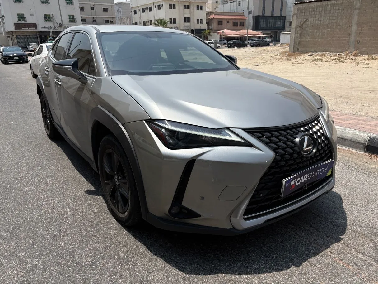 Car image 3