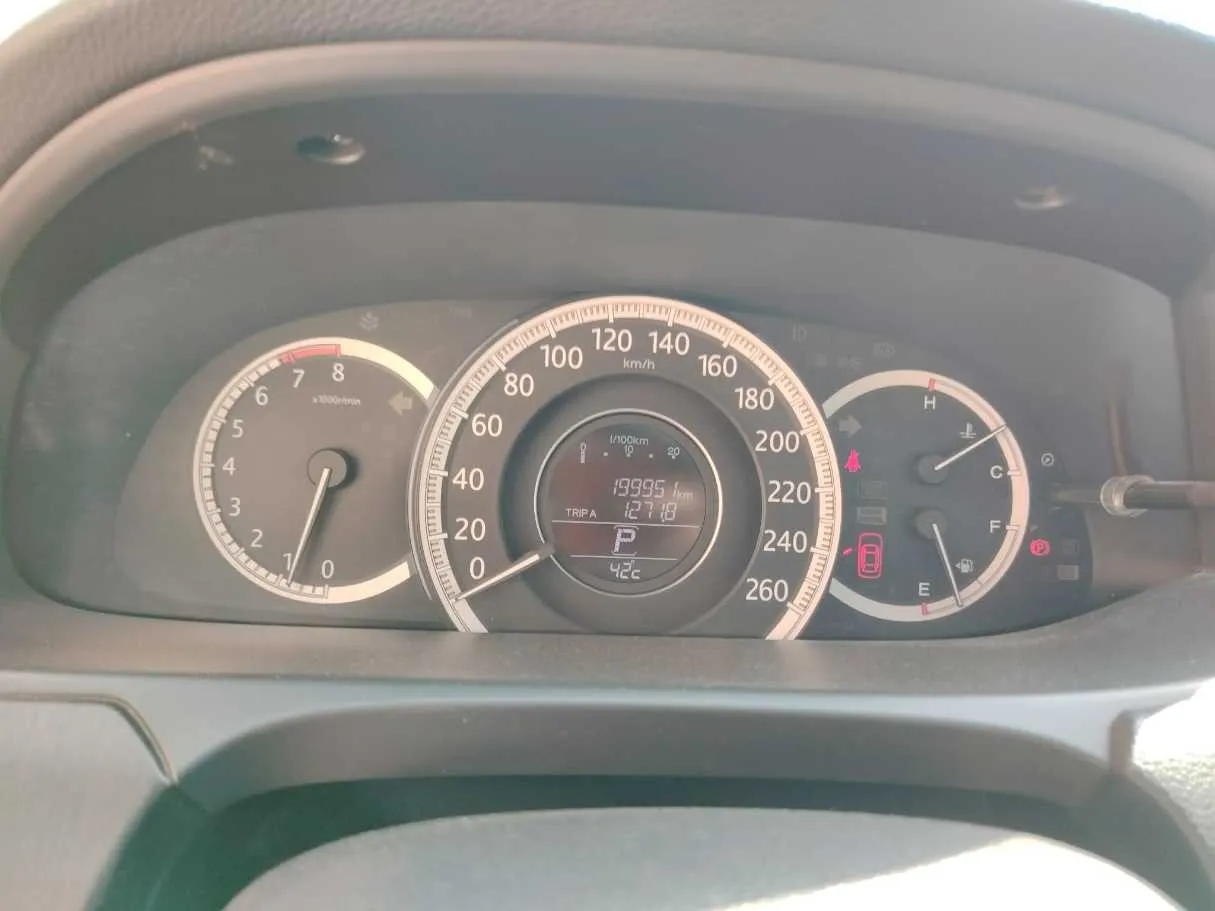 Car image 29