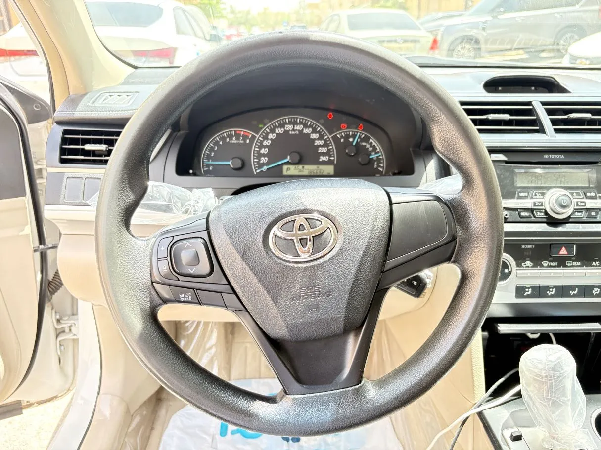 Car image 22