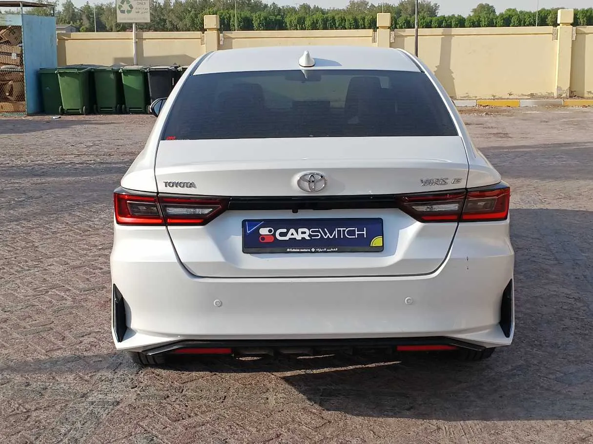 Car image 6