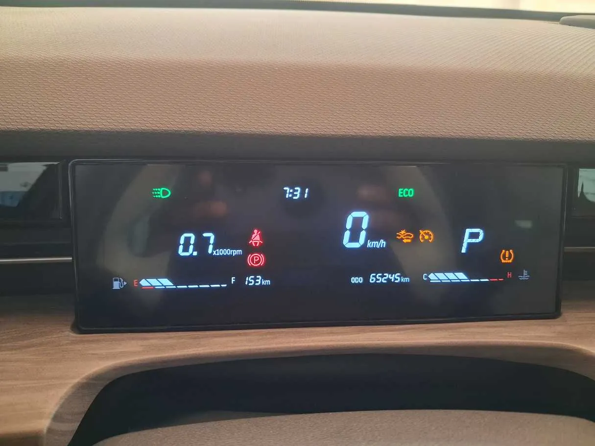 Car image 17