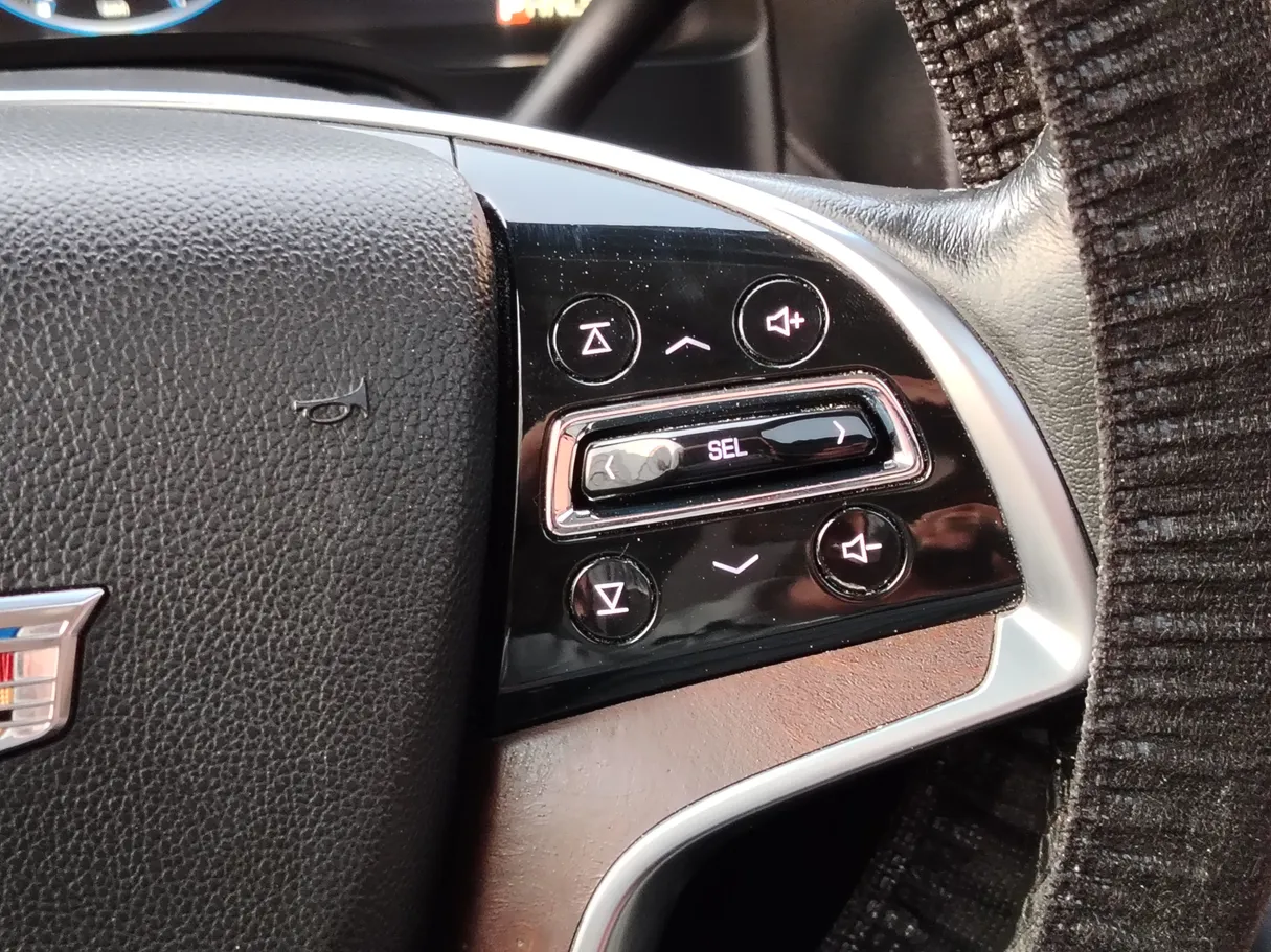 Car image 30