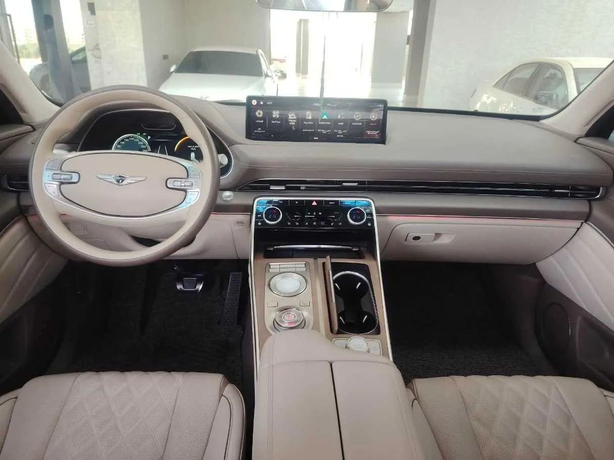 Car image 20