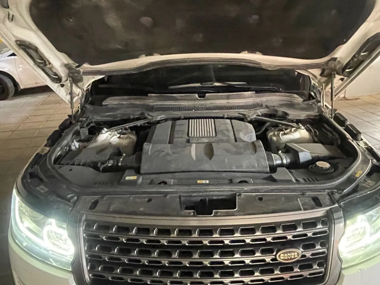 Car image 25