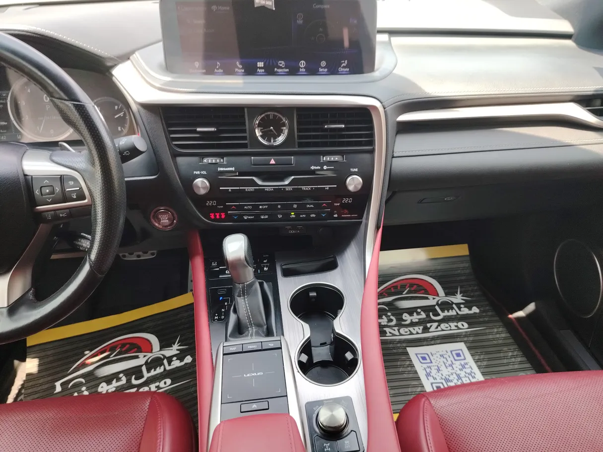 Car image 21