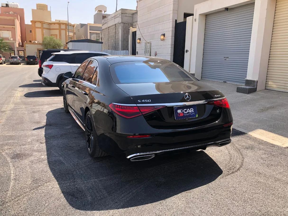 Car image 7