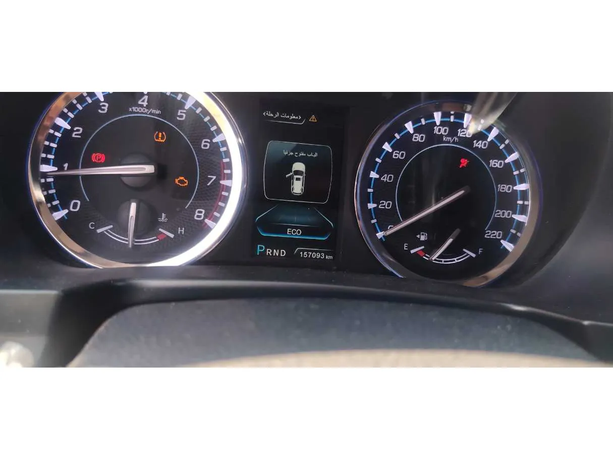 Car image 19