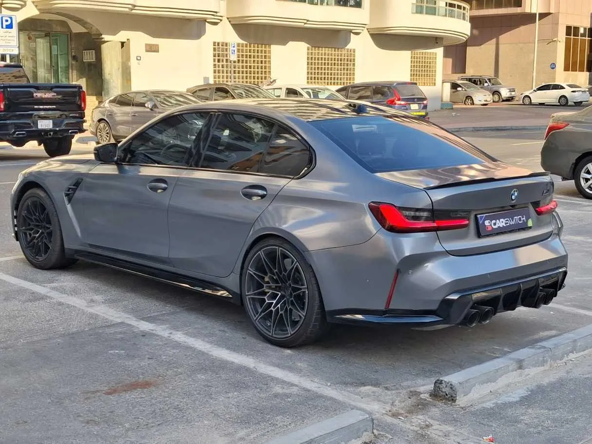 Car image 7