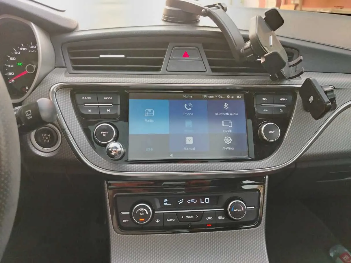 Car image 28
