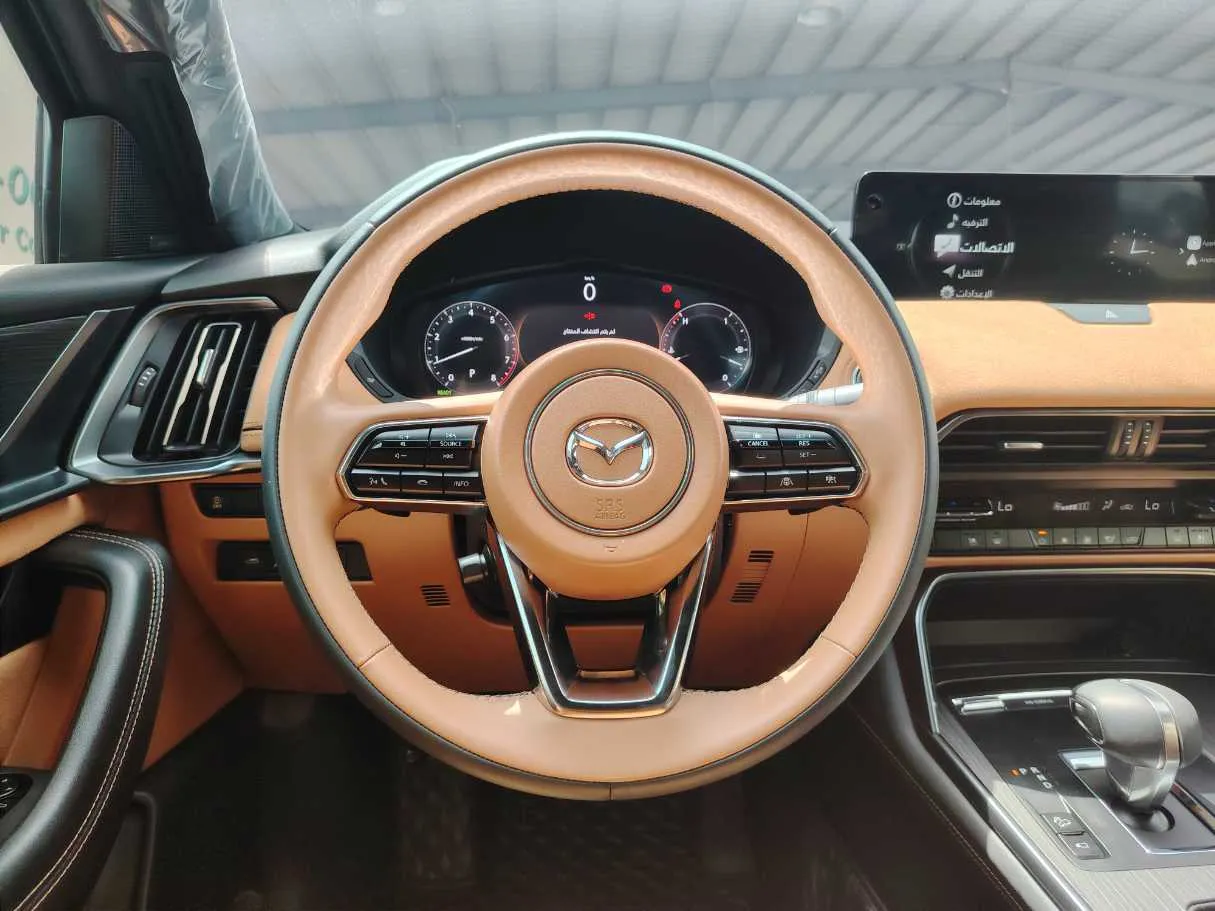 Car image 27