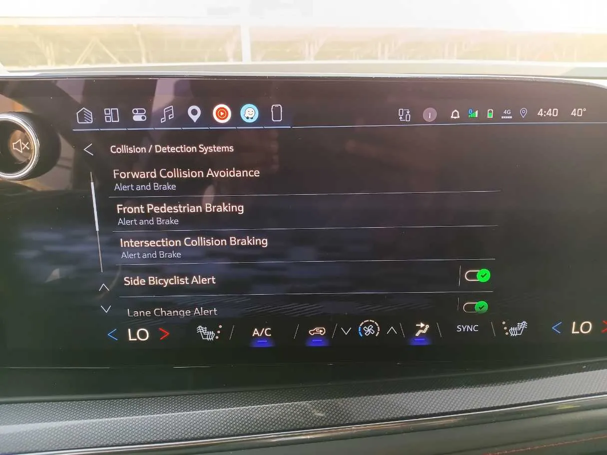 Car image 23