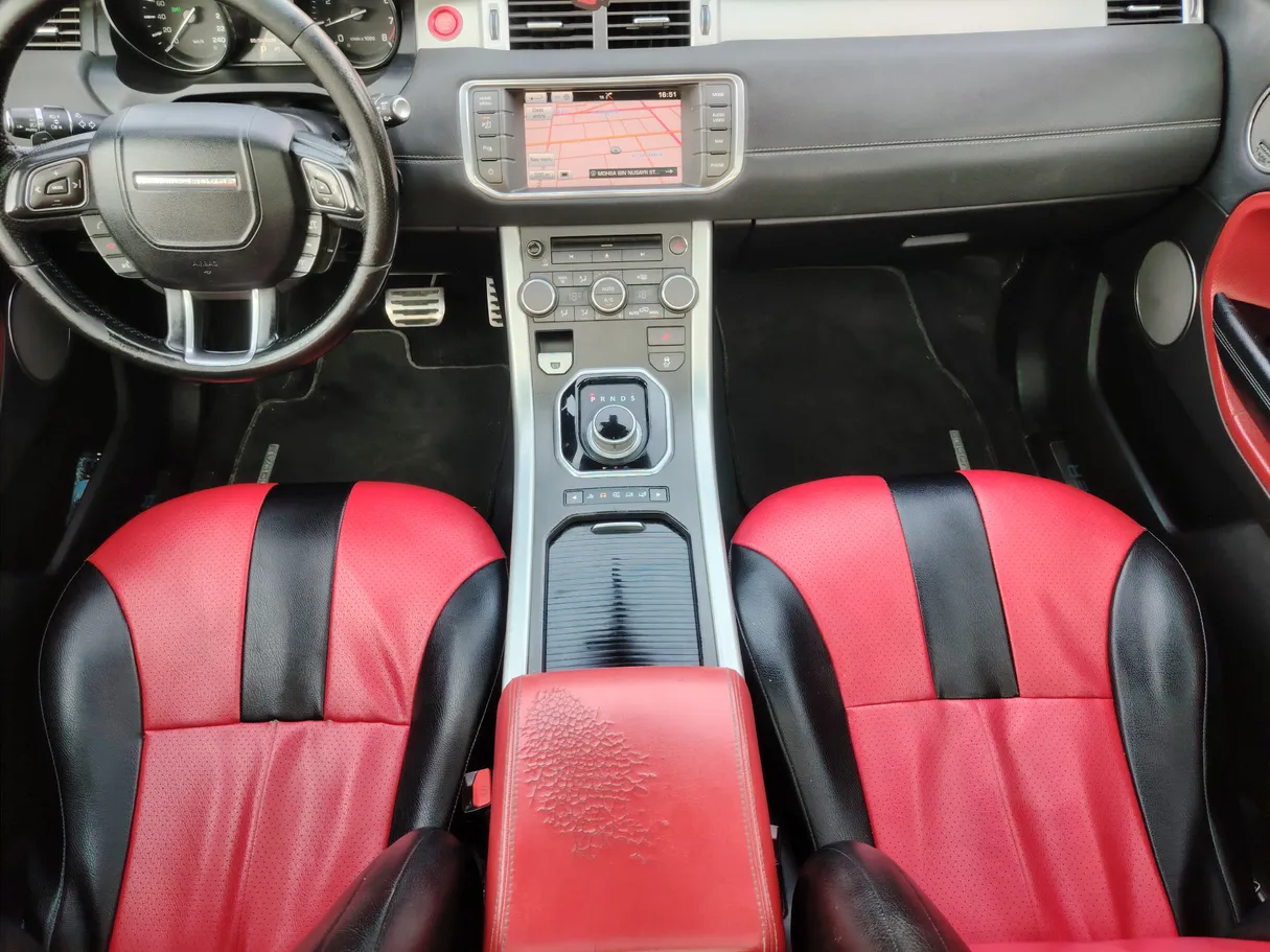 Car image 22