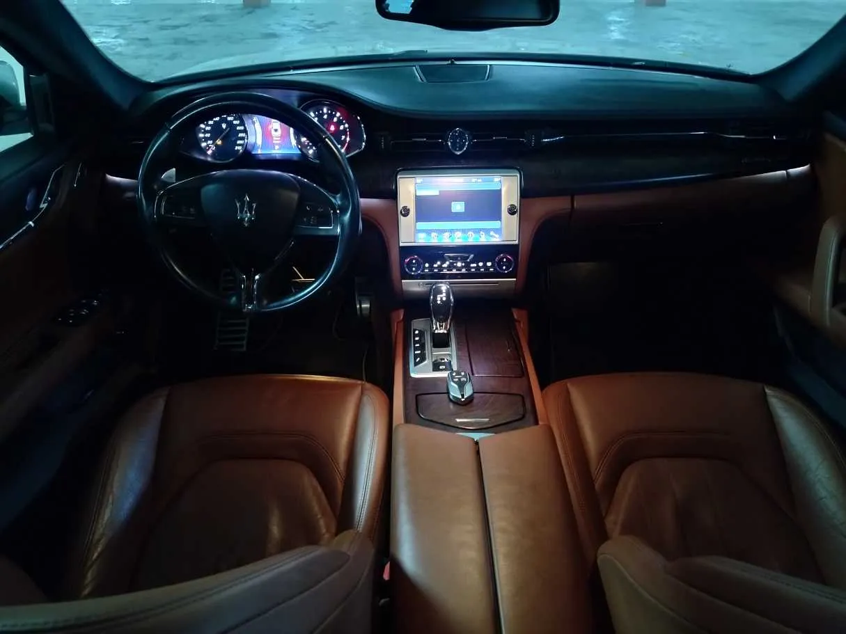 Car image 22