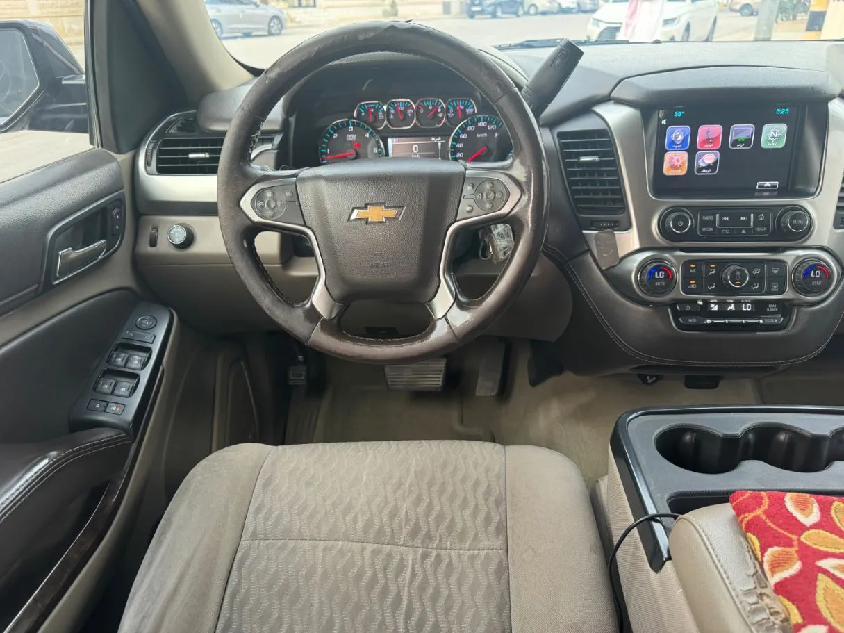 Car image 17