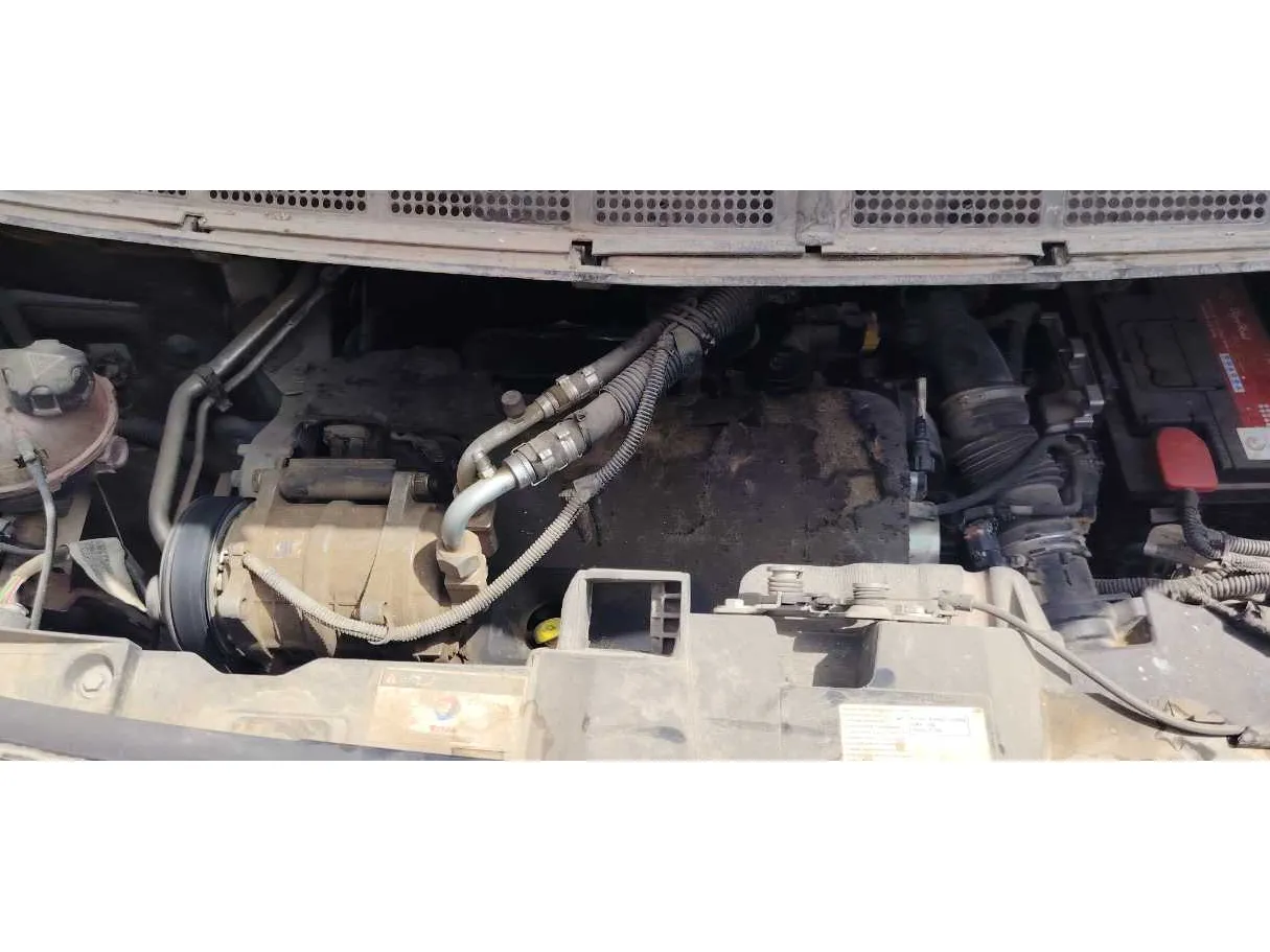 Car image 24