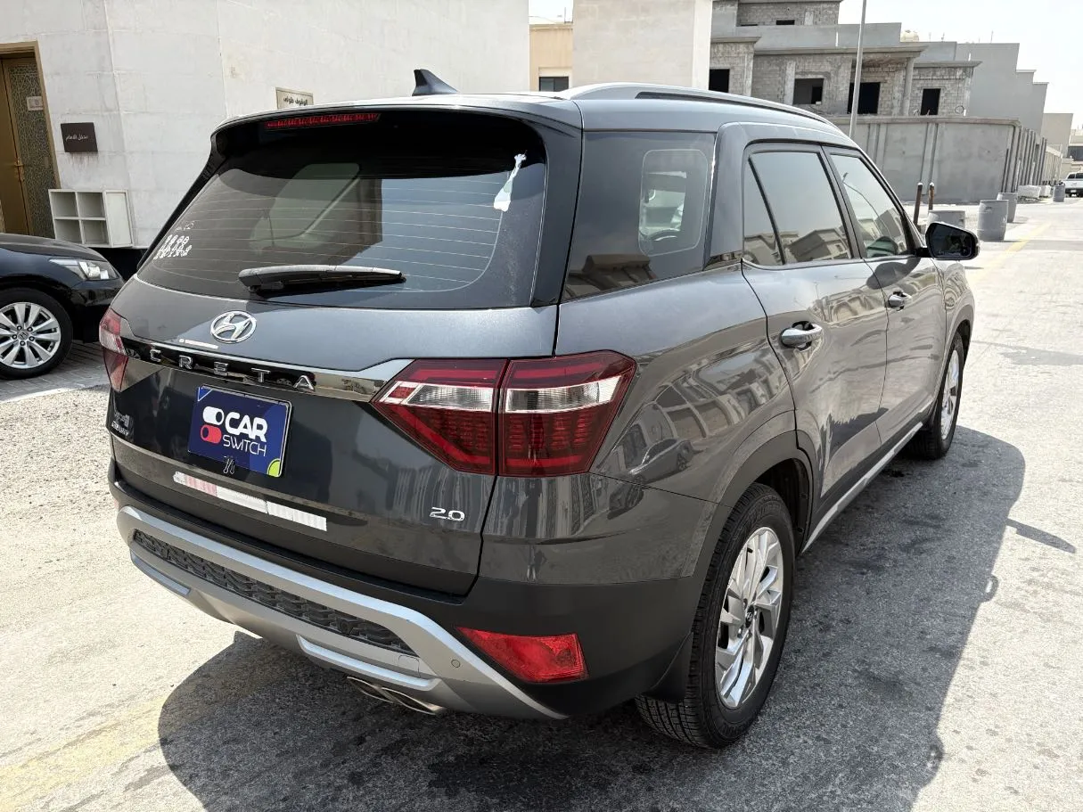 Car image 5