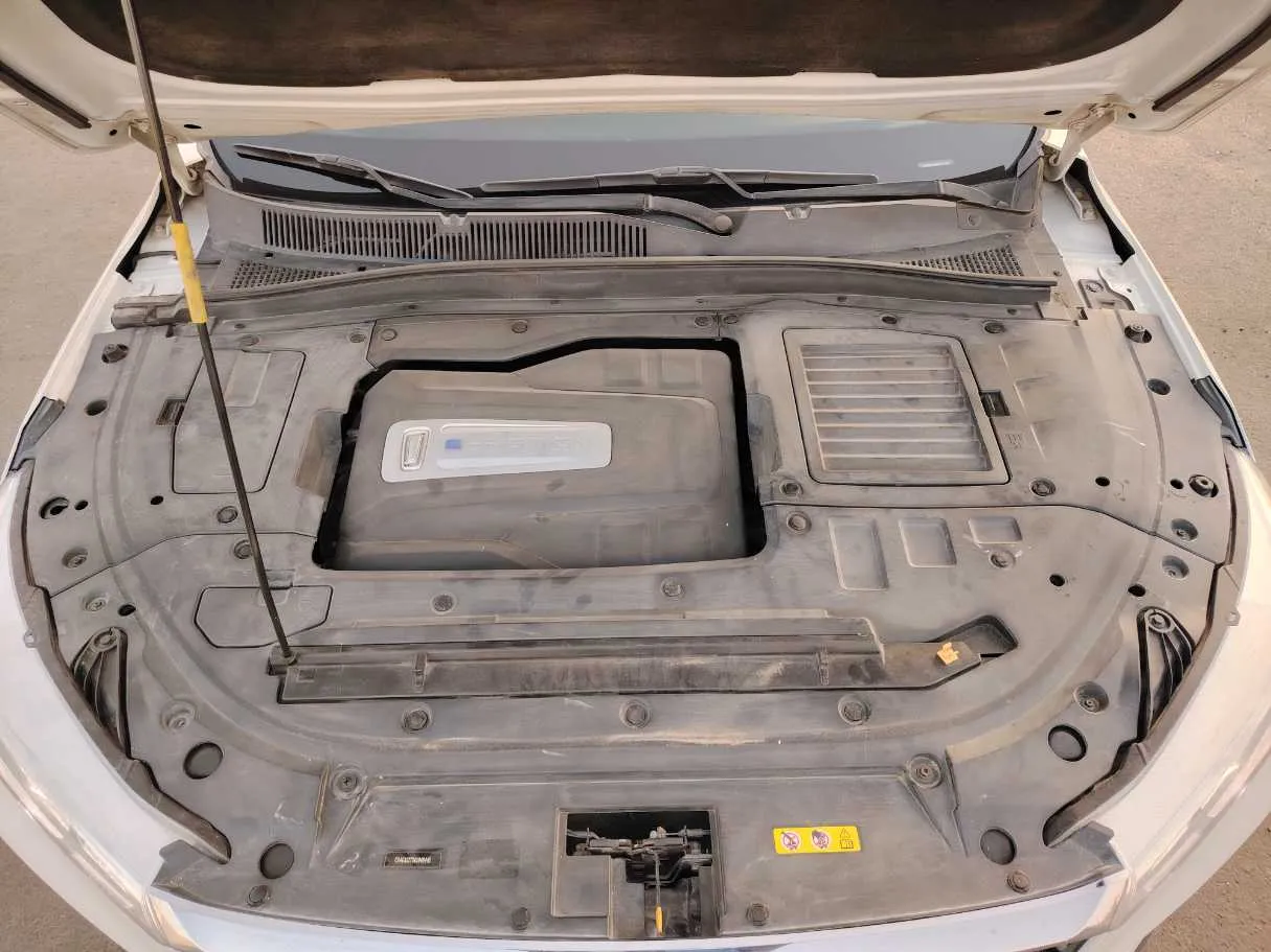 Car image 35
