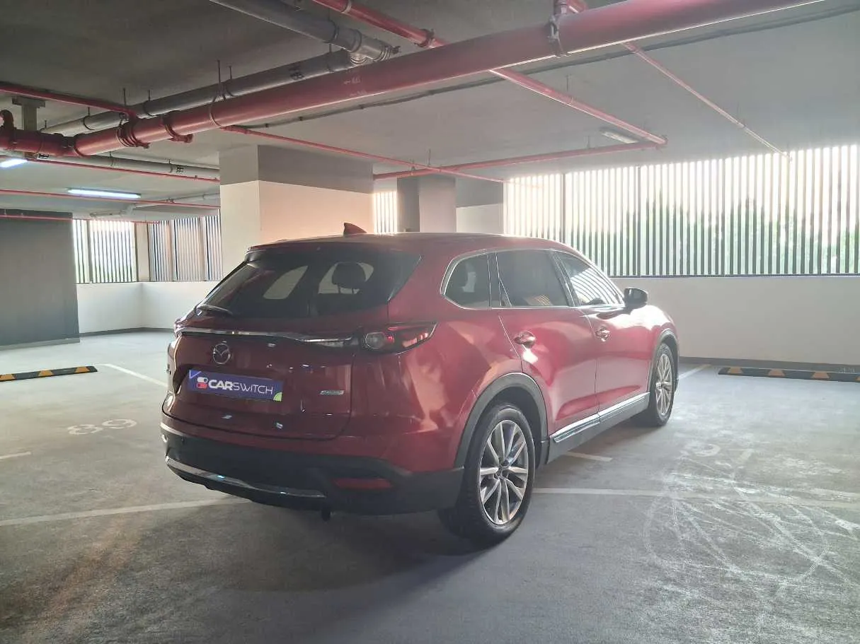 Car image 5